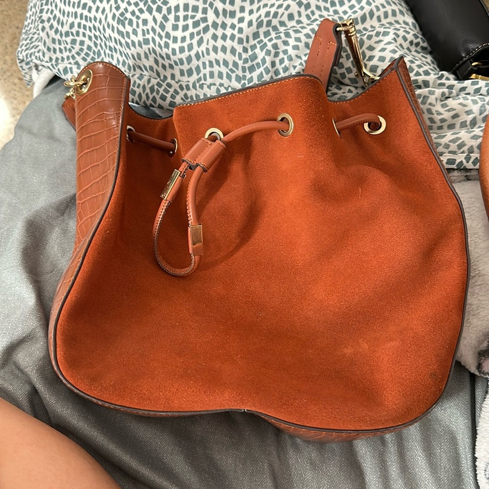 Brown bag never been used. Parfois